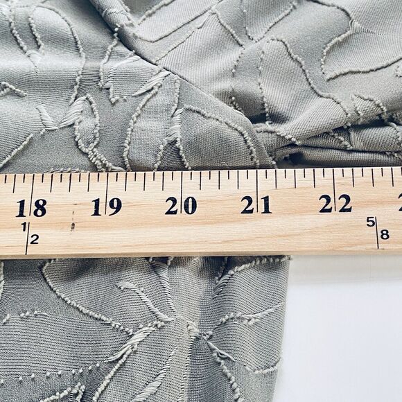 Chicos Top Size 2 (Large) Sage Green Floral V Neck Tunic Lagenlook - Picture 3 of 7